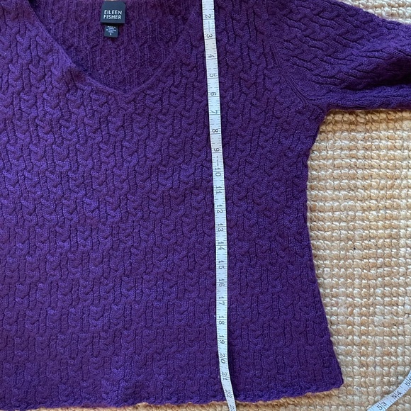 Eileen Fisher sweater, size S - Picture 7 of 7